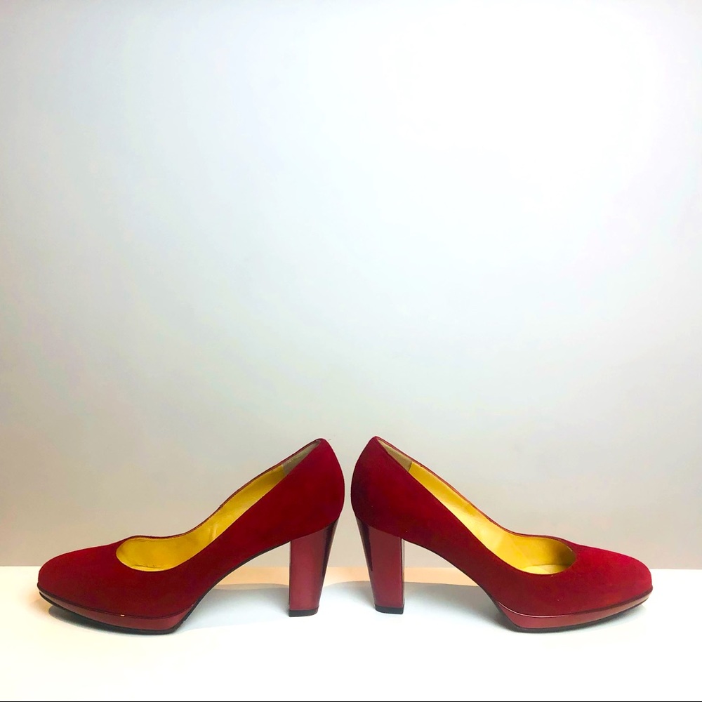 Exquisite red pumps by Peter Kaiser. 9 US